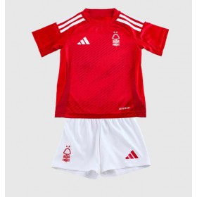 Nottingham Forest Heimtrikot 2024-25 Kurzarm (+ kurze hosen)